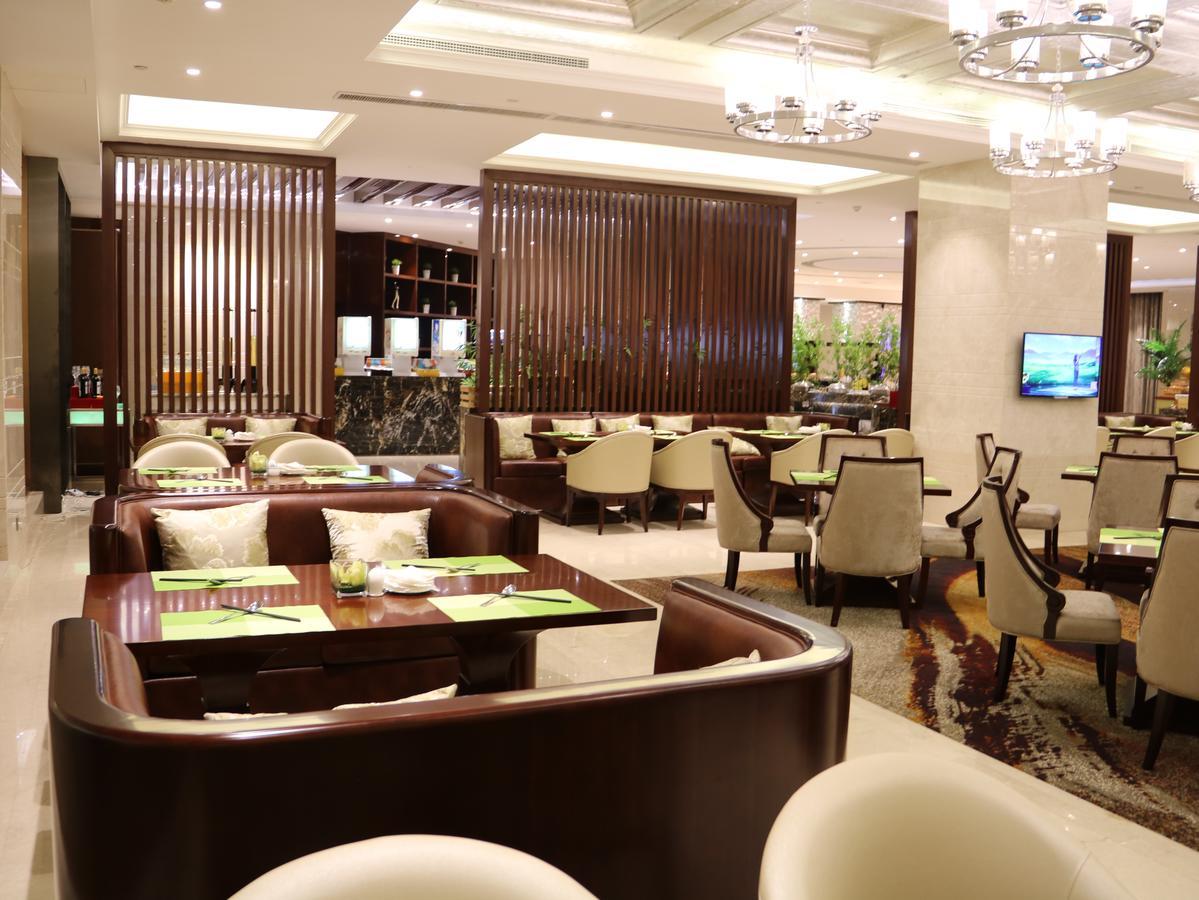 Jinqian Jiahua International Hotel Chishui  Bagian luar foto