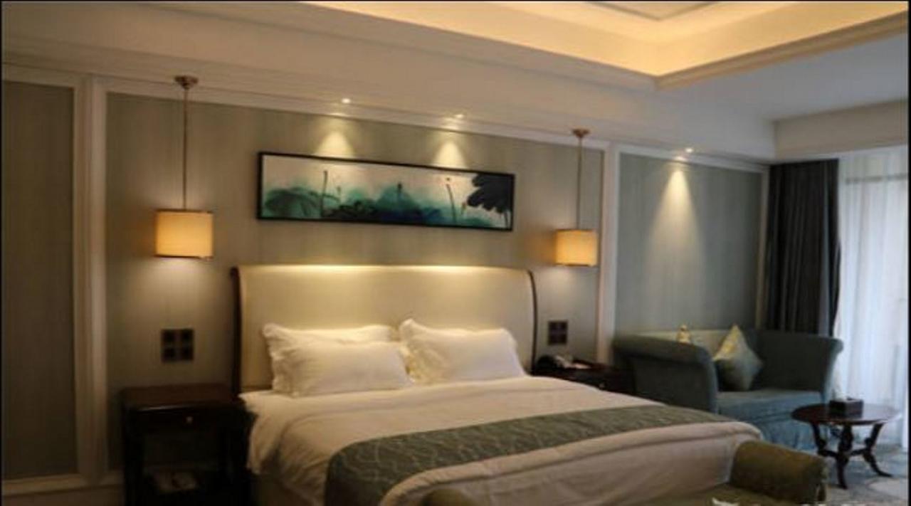 Jinqian Jiahua International Hotel Chishui  Bagian luar foto