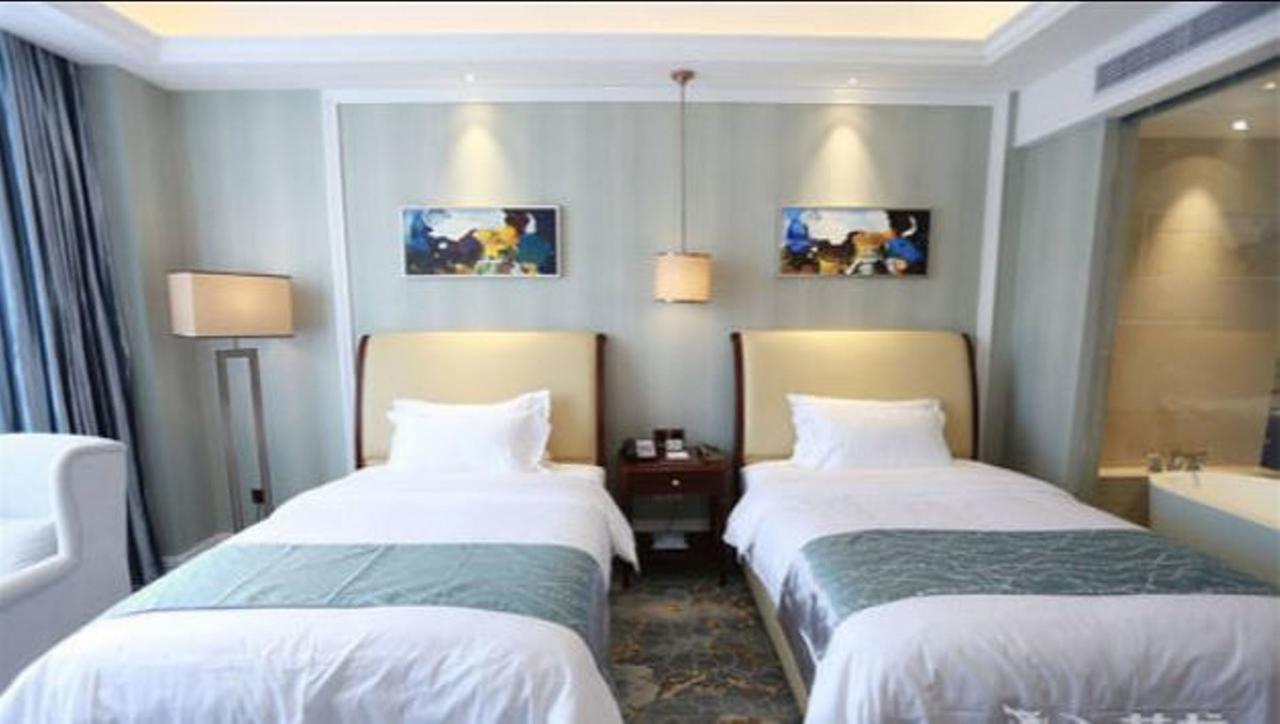 Jinqian Jiahua International Hotel Chishui  Bagian luar foto