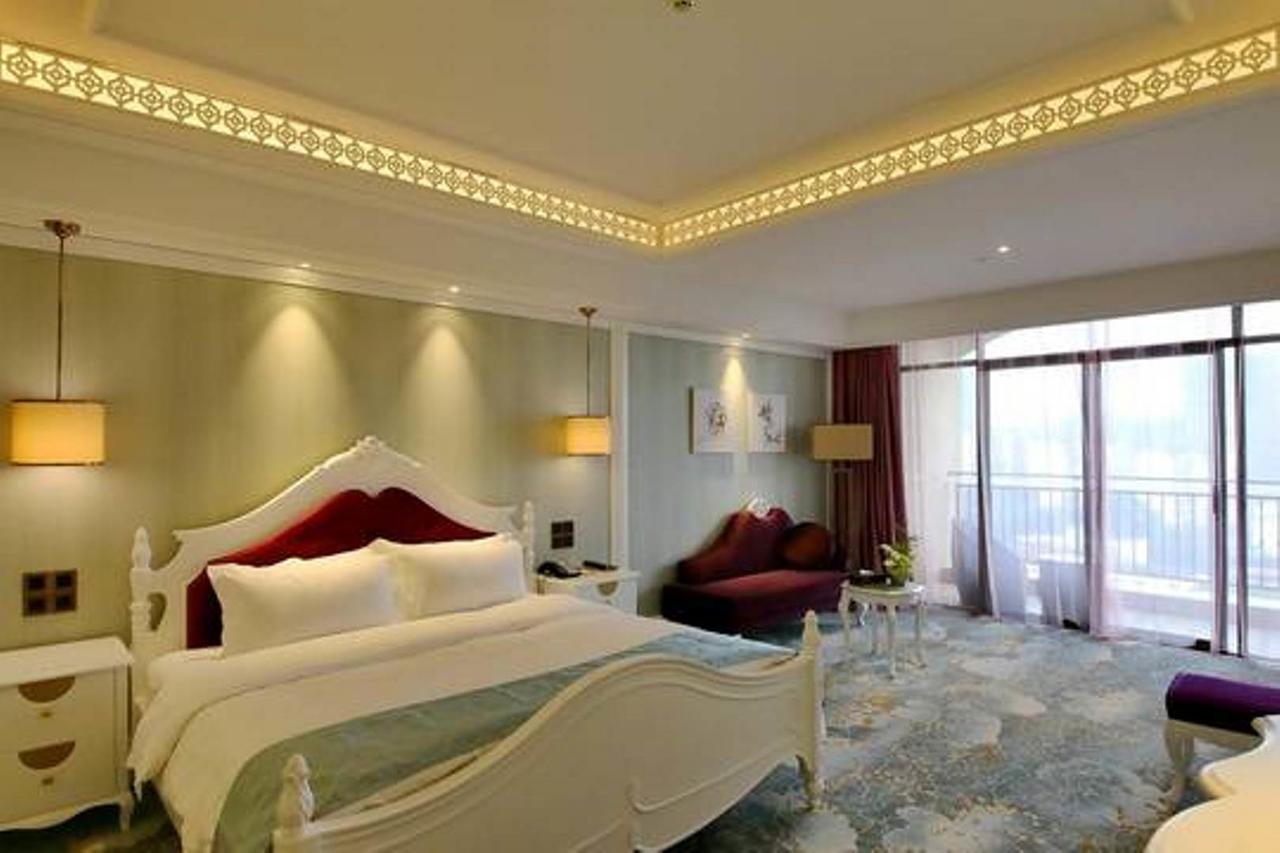 Jinqian Jiahua International Hotel Chishui  Bagian luar foto