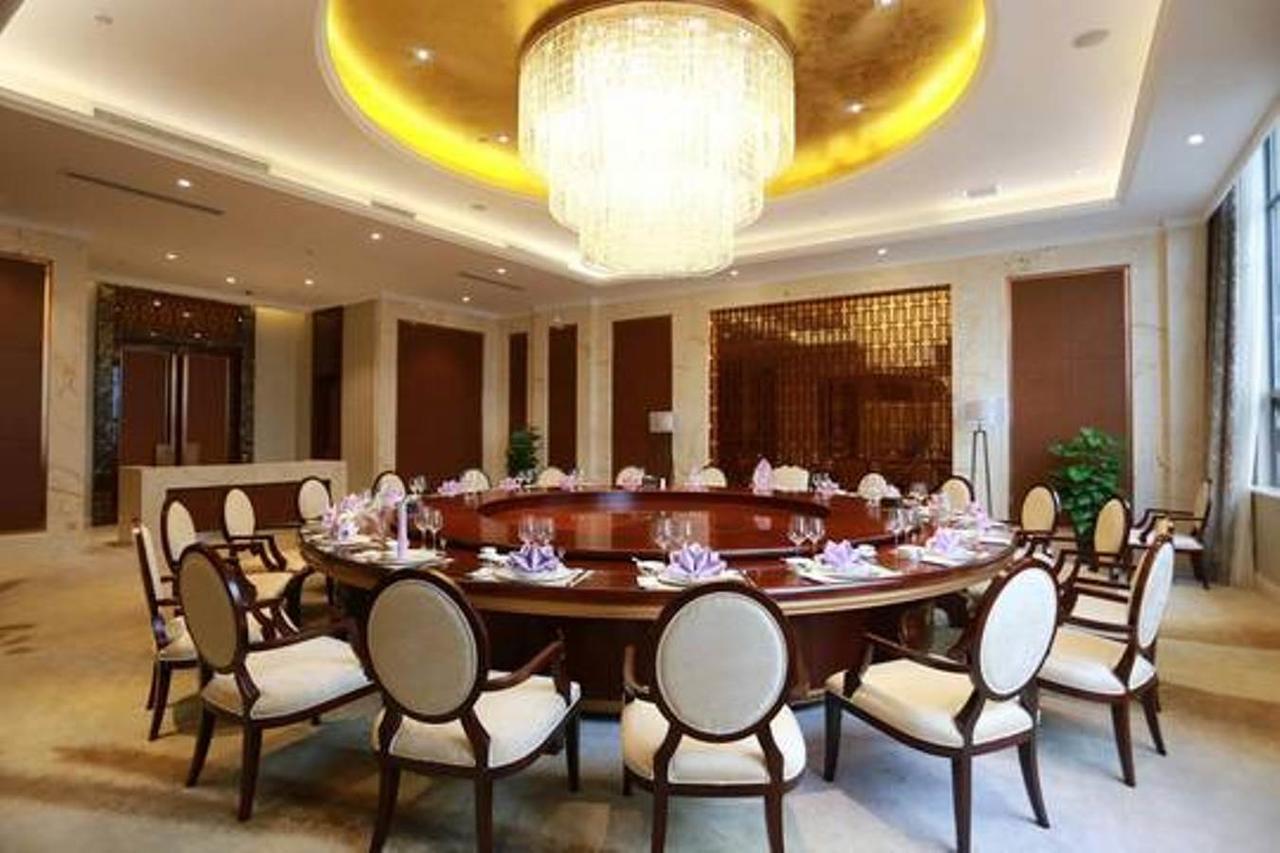 Jinqian Jiahua International Hotel Chishui  Bagian luar foto